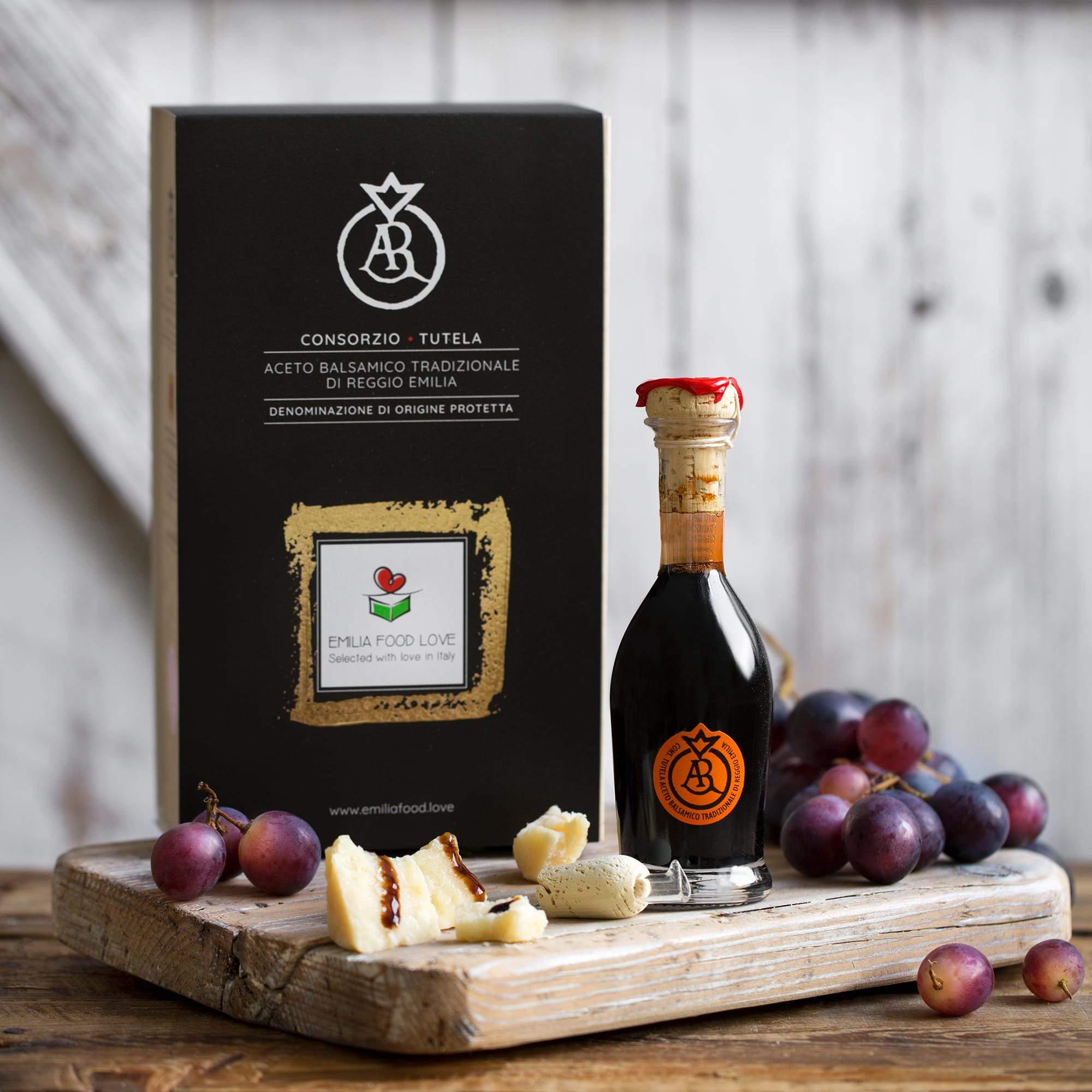 Traditional DOP Balsamic Vinegar of Reggio Emilia 3 Stamps (12, 20