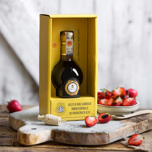 Traditional DOP Balsamic Vinegar of Modena Extra-aged (25 years)