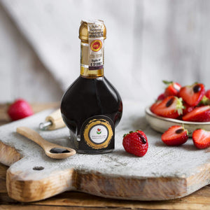 Traditional DOP Balsamic Vinegar of Modena Aged and Extra-aged (12 and 25 years)